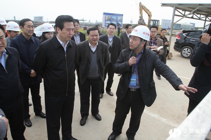 省委常委、市委書(shū)記黃楚平調(diào)研白洋港口新區(qū).jpg